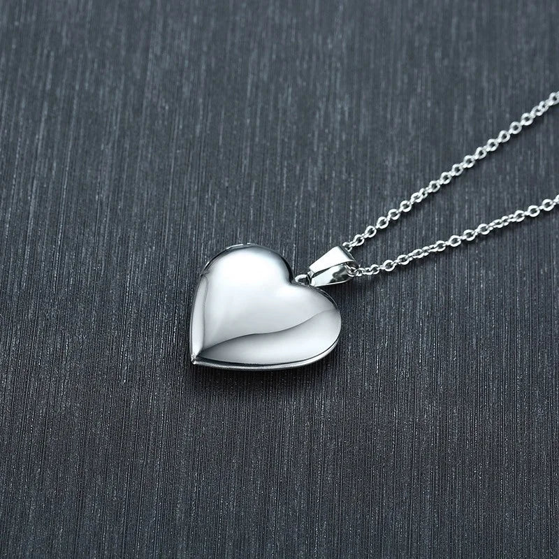 Everlove Locket