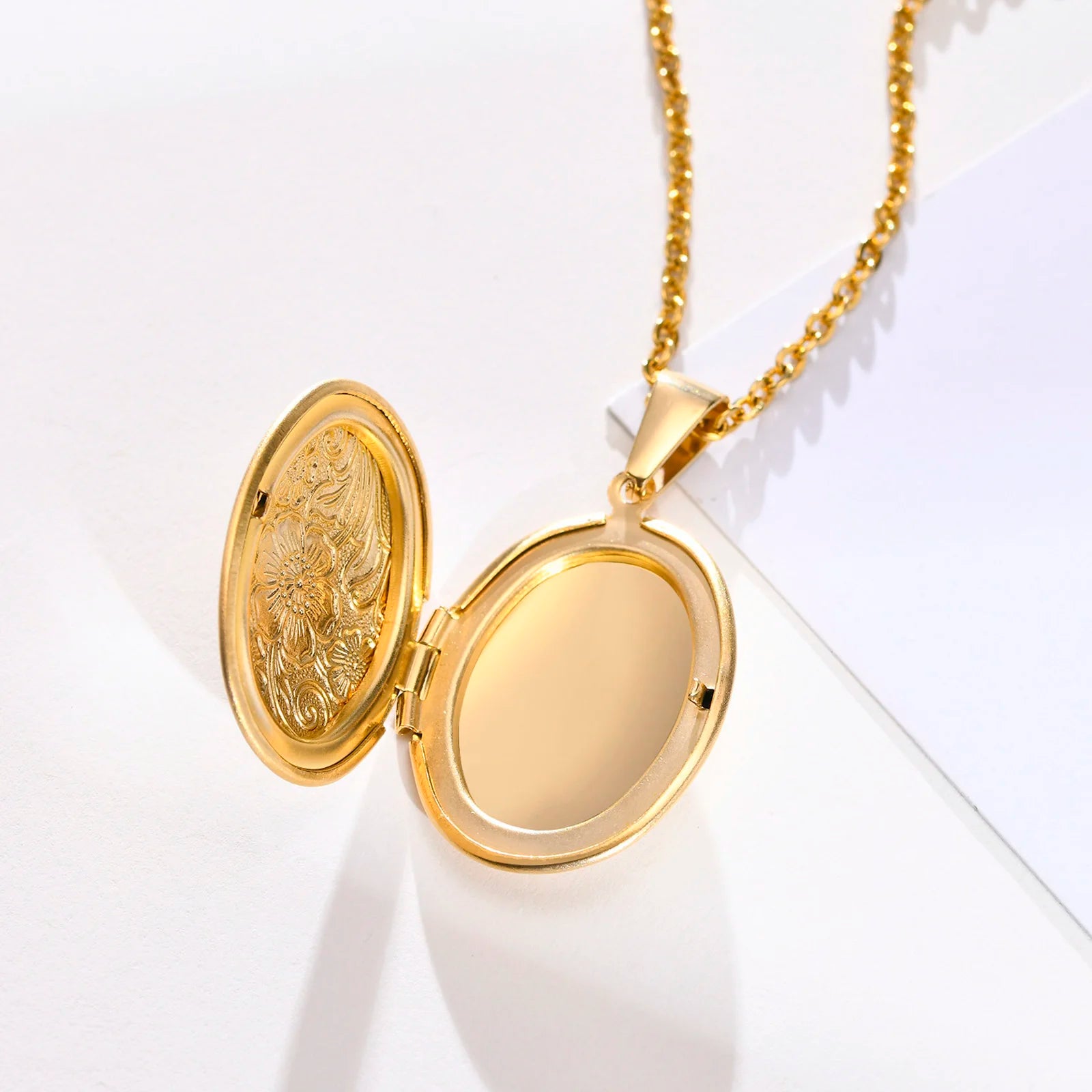 Everlove Locket