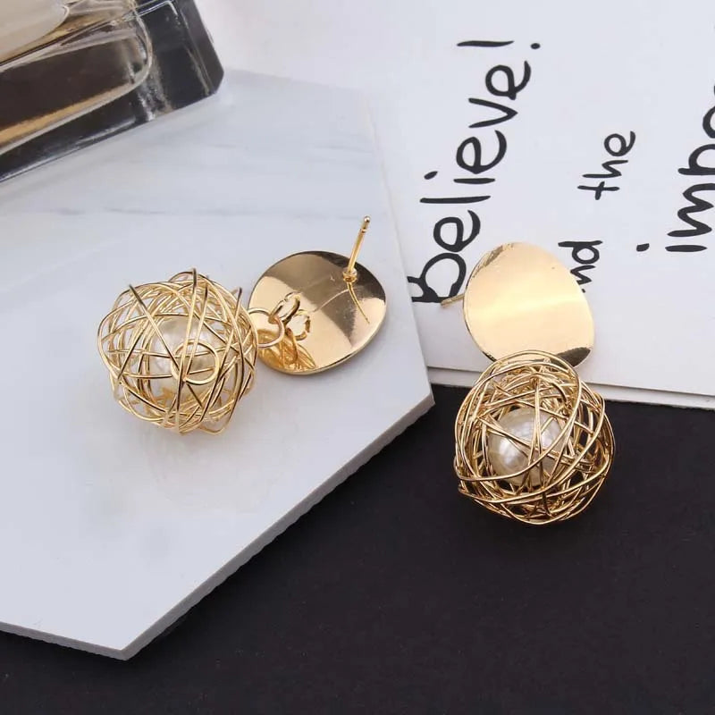 Ophelia Round Pearl Earrings
