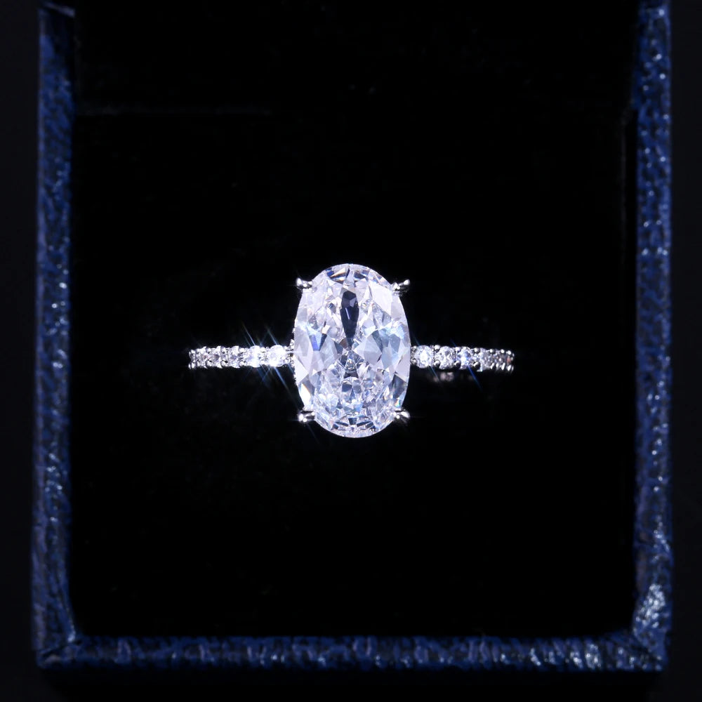 Elegant Oval Glow Ring