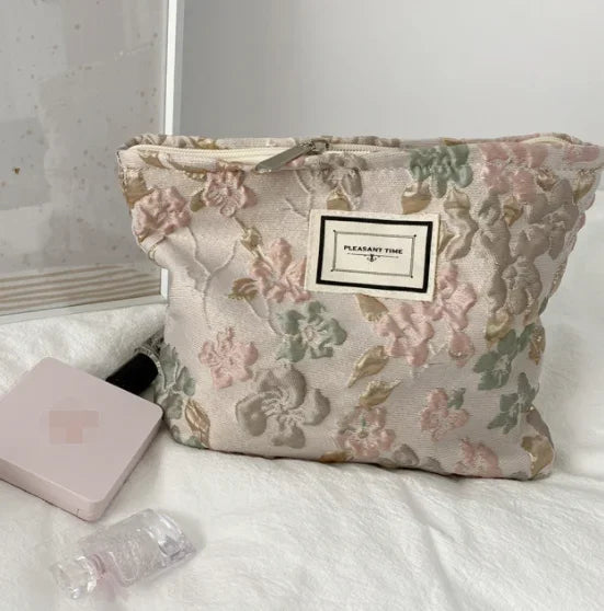 Flora Pouch