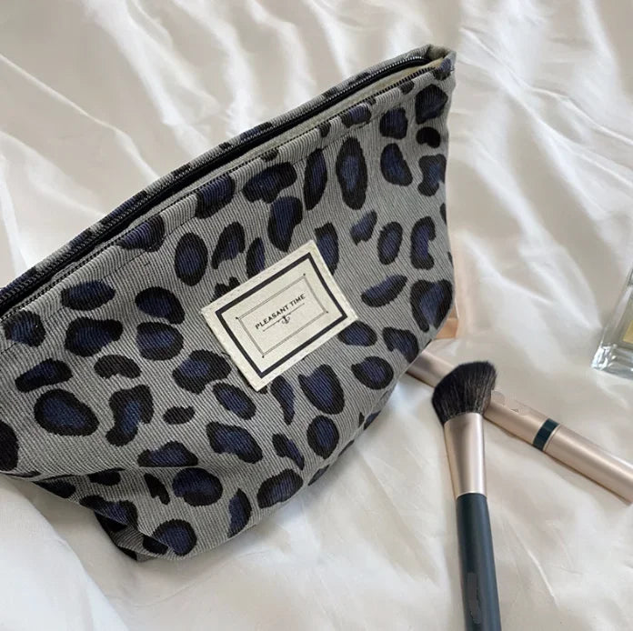 Flora Pouch
