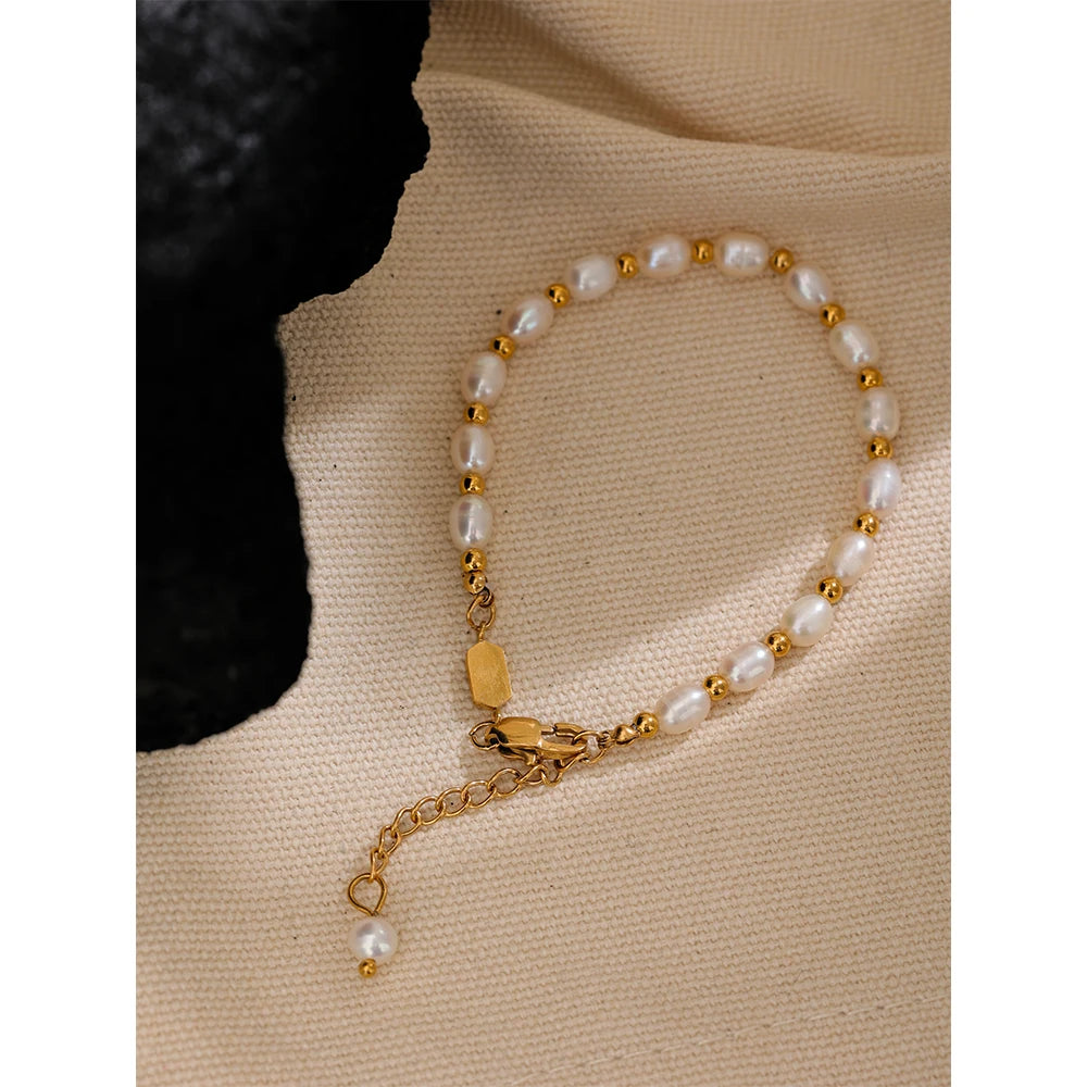 Luna Pearl Bracelet