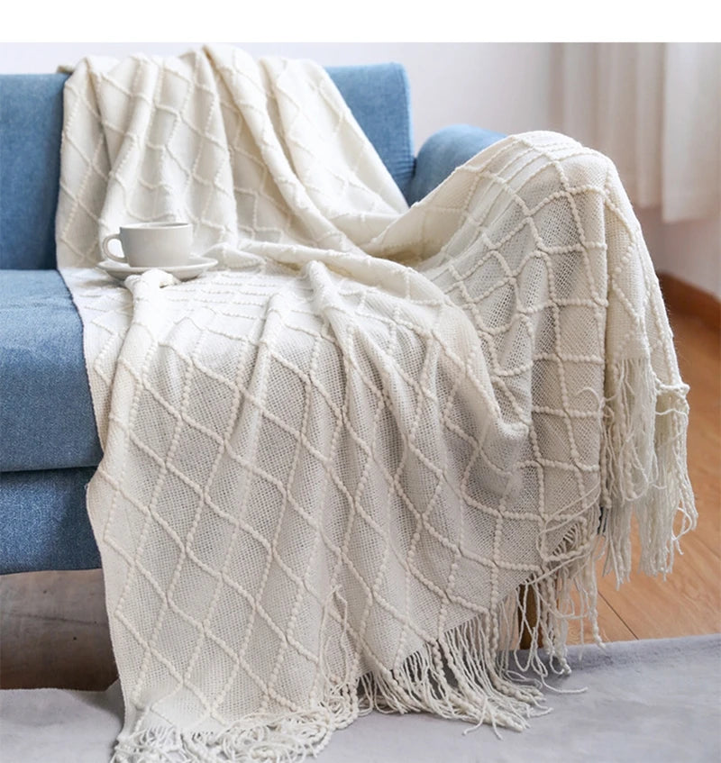 Cozy Tassel Throw