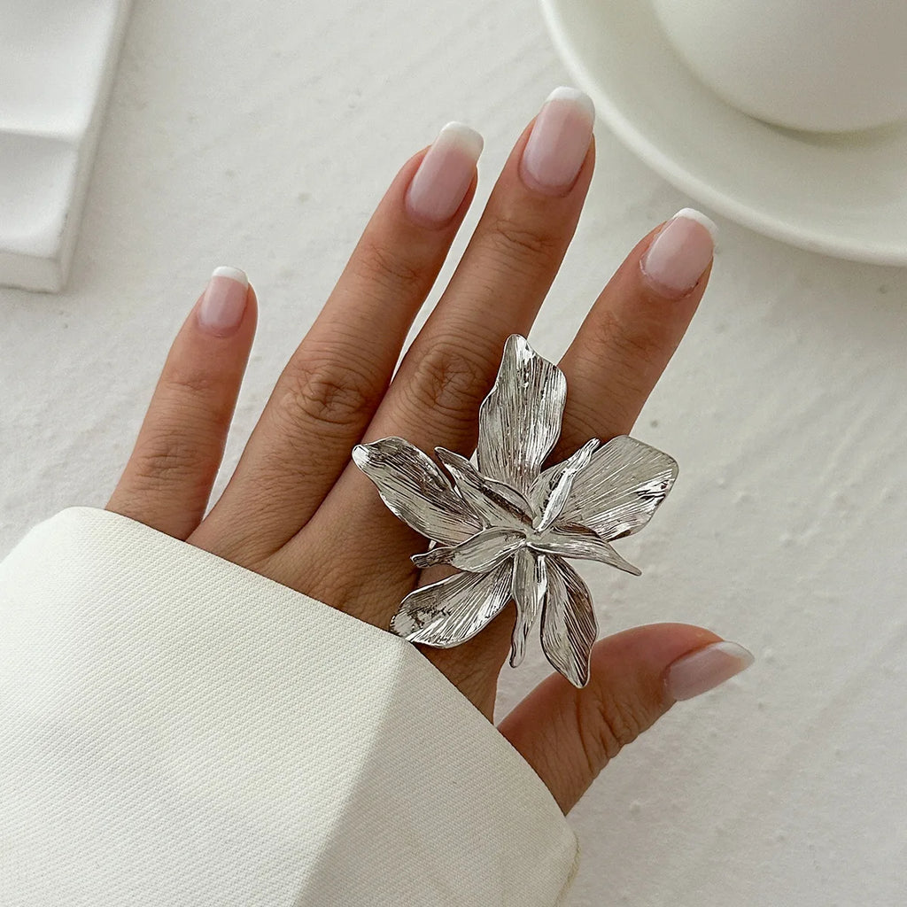 Floral Bloom Ring & Earrings