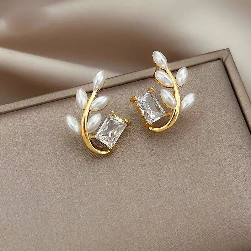 Pearl Earrings Collection