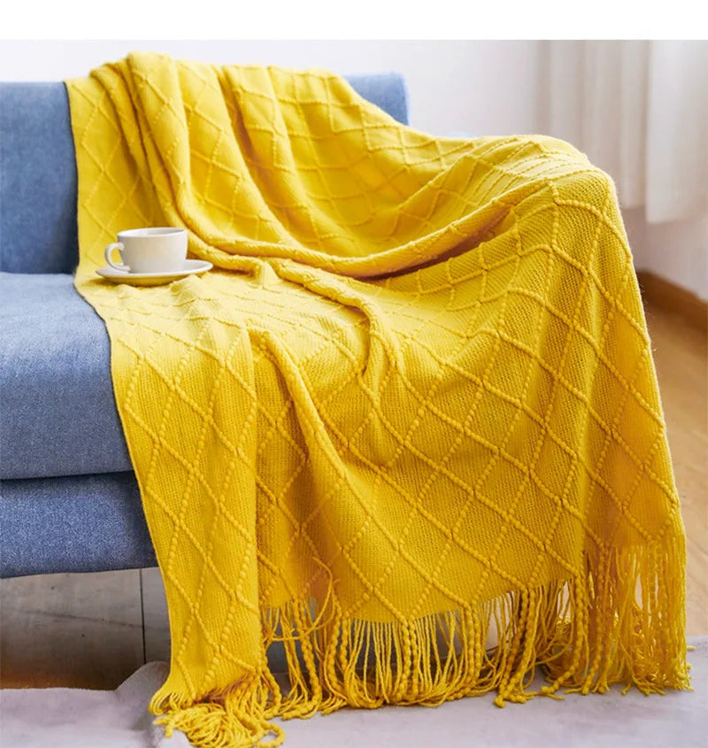 Cozy Tassel Throw