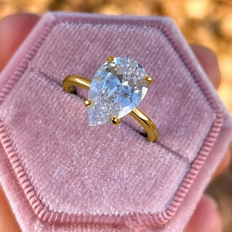 Classic Pear Glow Ring