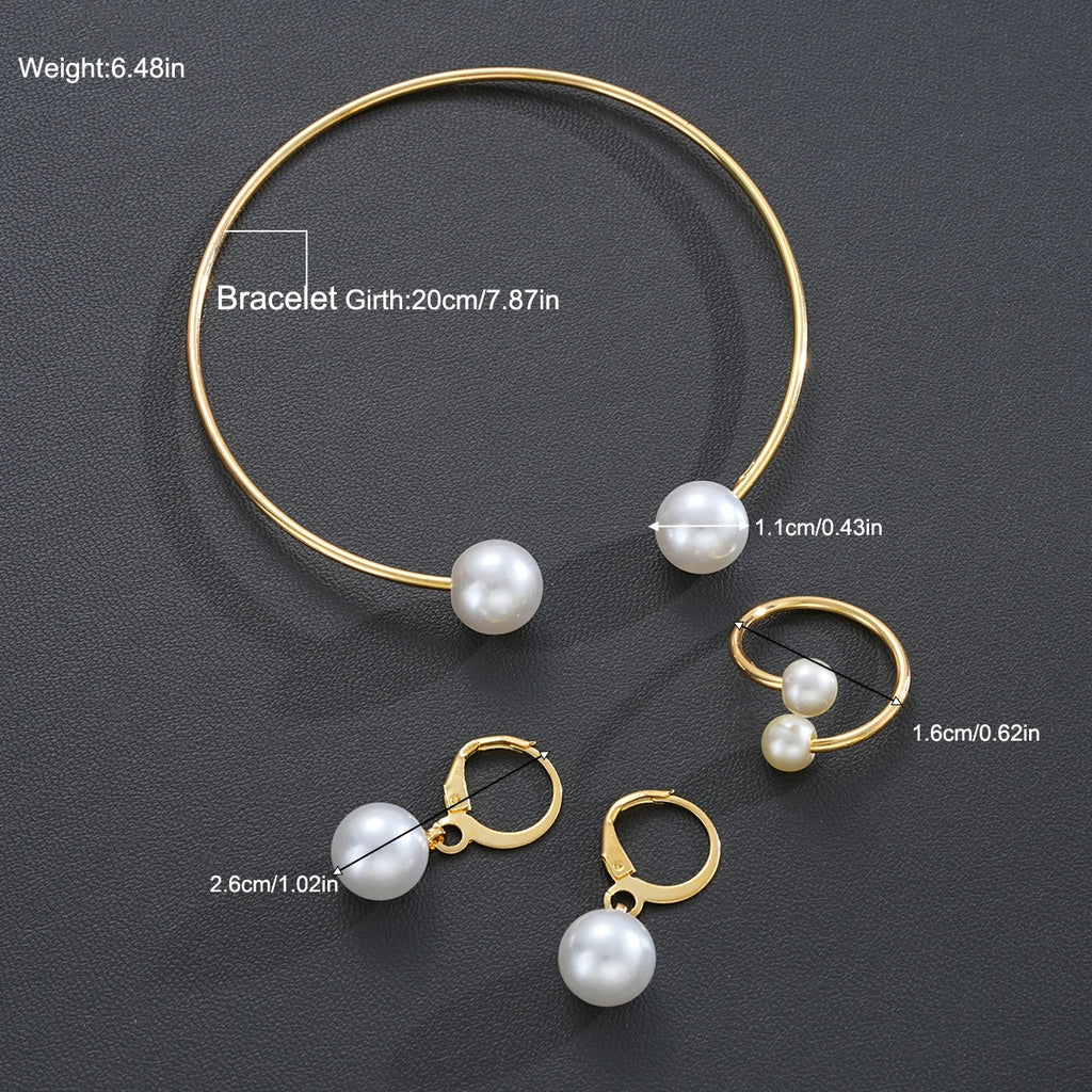 Simple Pearl Set