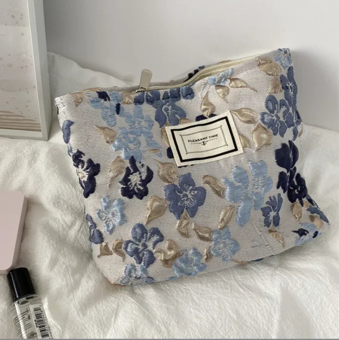 Flora Pouch