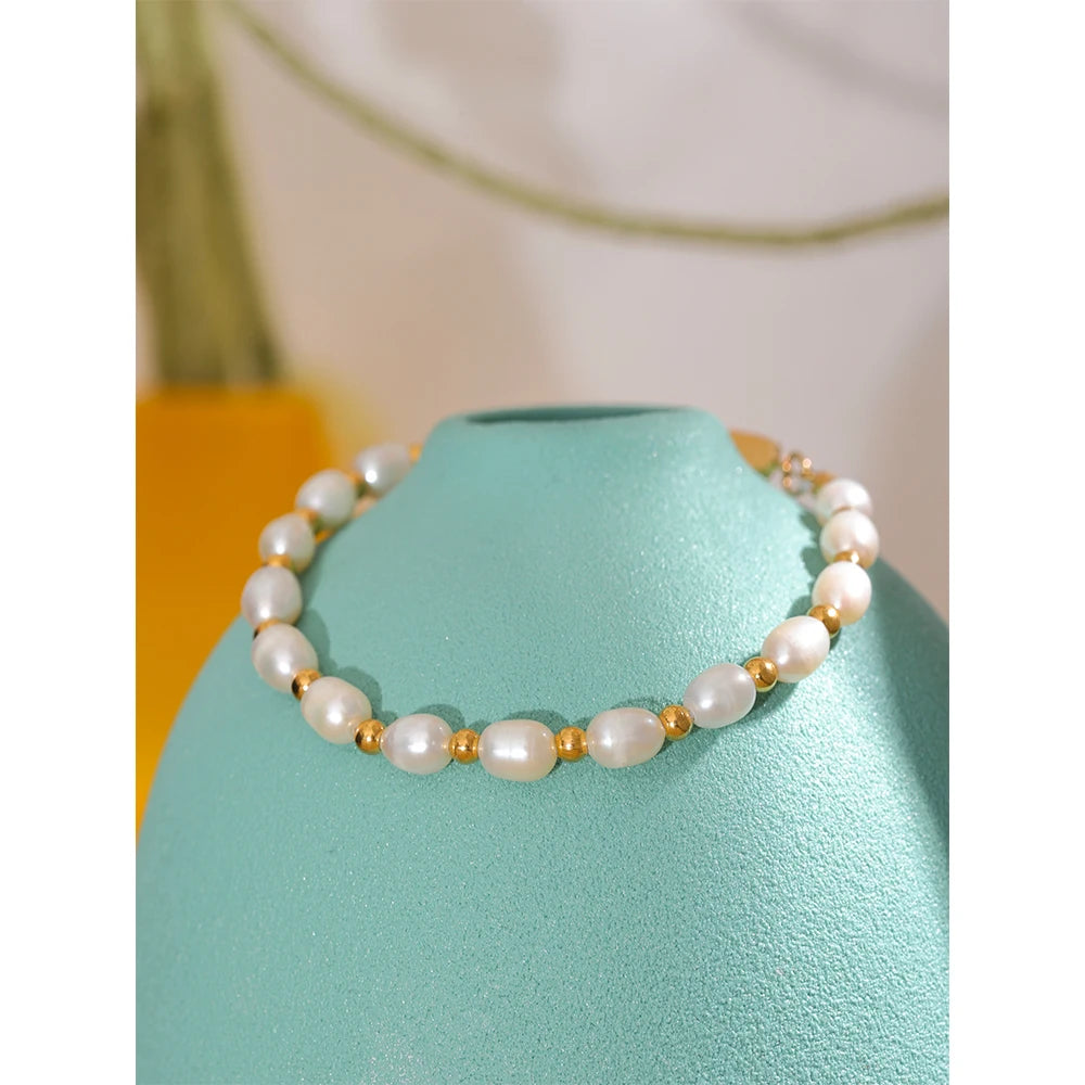Luna Pearl Bracelet