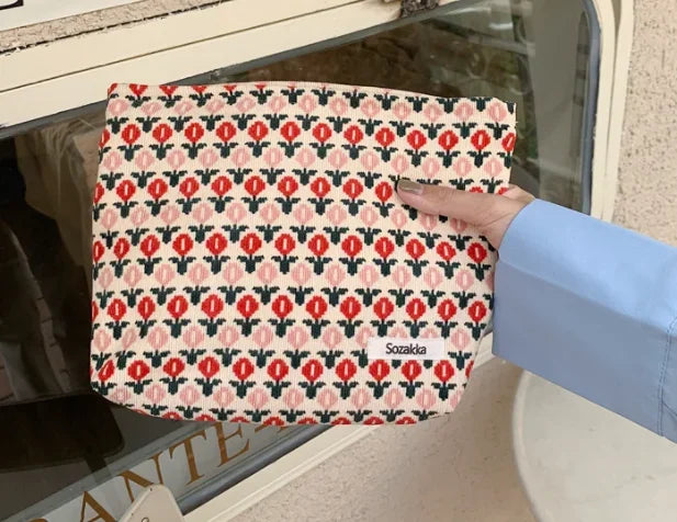Flora Pouch