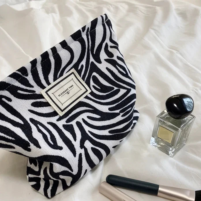 Flora Pouch