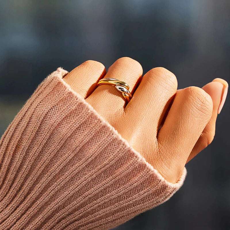 TwistAura Ring