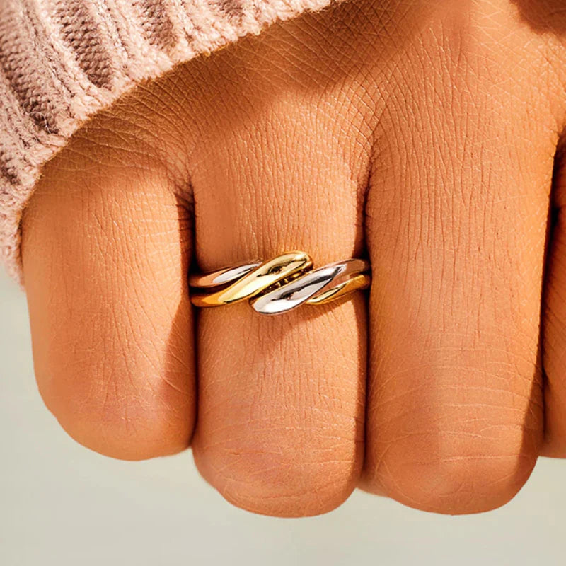 TwistAura Ring