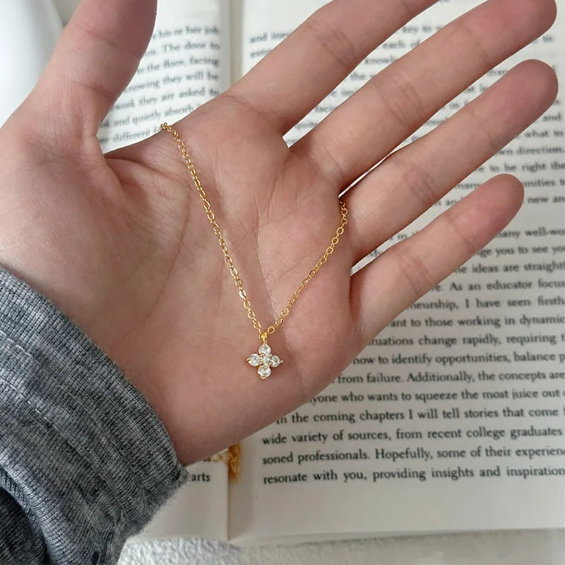 Lucky Bloom Necklace