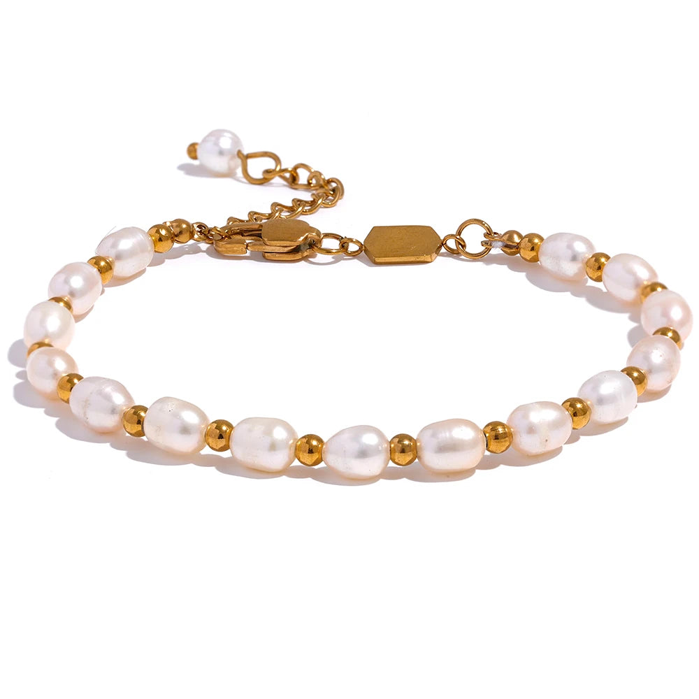 Luna Pearl Bracelet